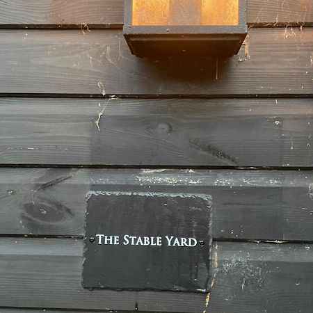 The Stable Yard @ Manor Bank Cottage Бюли Екстериор снимка